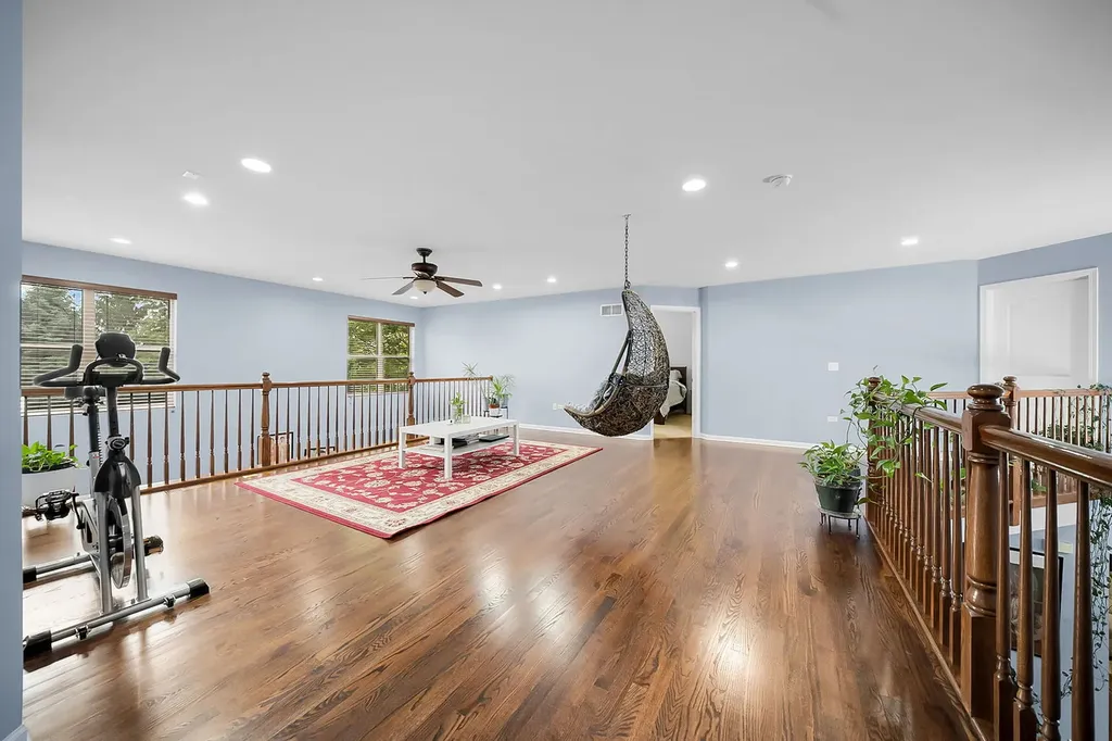 1891 Raes Creek Drive Bolingbrook IL 60490