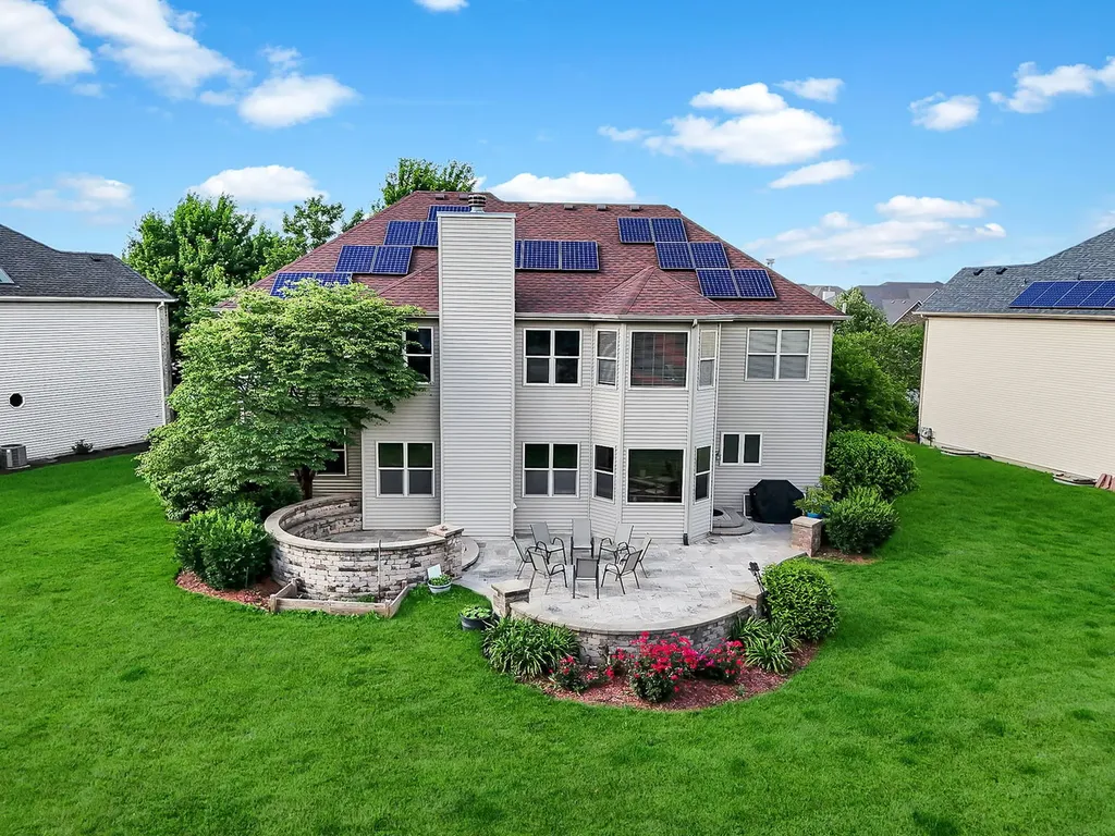 1891 Raes Creek Drive Bolingbrook IL 60490