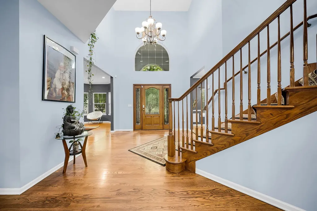 1891 Raes Creek Drive Bolingbrook IL 60490