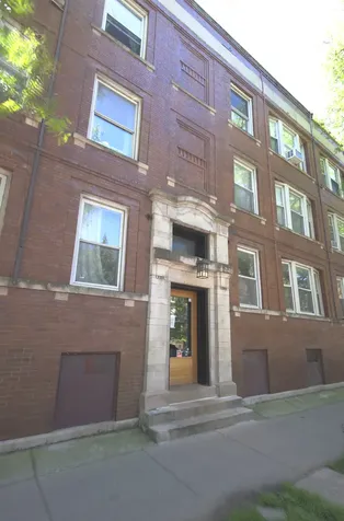 1057 West Berwyn Avenue Chicago IL 60640
