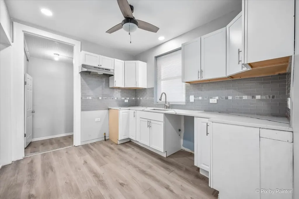 8453 South Aberdeen Street Chicago IL 60620