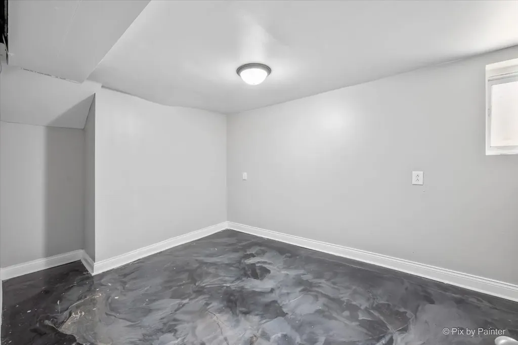 8453 South Aberdeen Street Chicago IL 60620