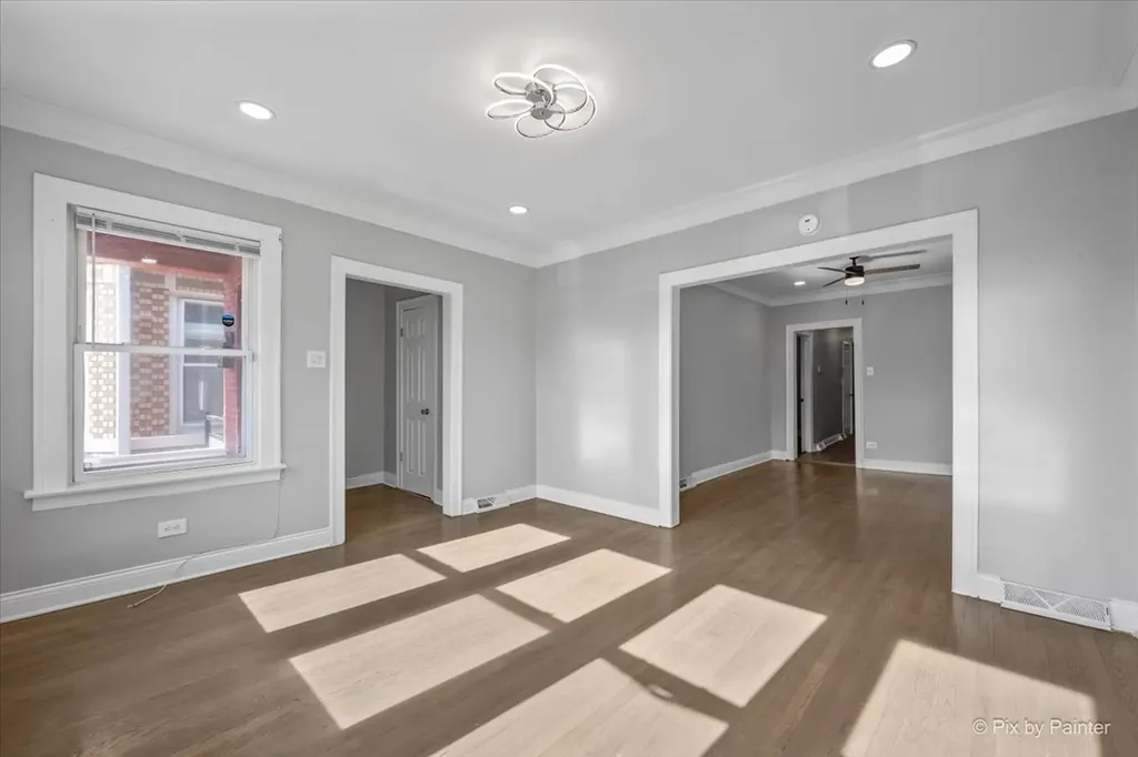 8453 South Aberdeen Street Chicago IL 60620