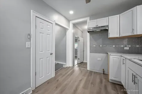 8453 South Aberdeen Street Chicago IL 60620