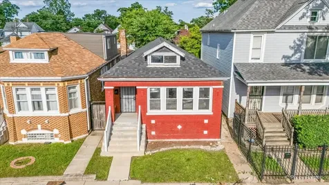 8453 South Aberdeen Street Chicago IL 60620