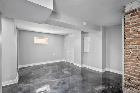 8453 South Aberdeen Street Chicago IL 60620