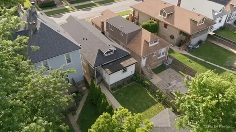 8453 South Aberdeen Street Chicago IL 60620