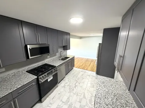8936 Northshore Drive Des Plaines IL 60016