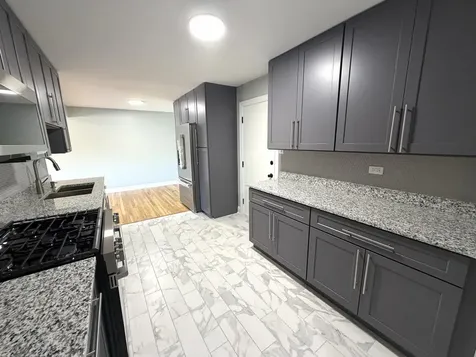 8936 Northshore Drive Des Plaines IL 60016