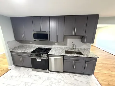 8936 Northshore Drive Des Plaines IL 60016