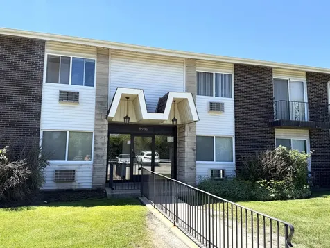 8936 Northshore Drive Des Plaines IL 60016