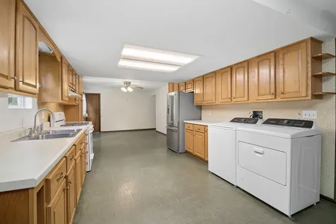 2621 East Heritage Drive Kankakee IL 60901