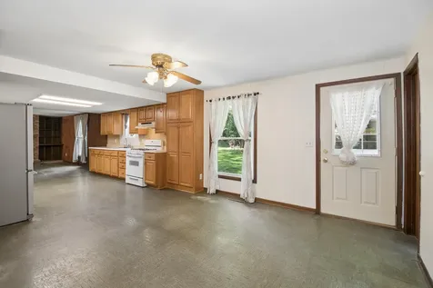 2621 East Heritage Drive Kankakee IL 60901