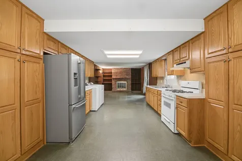 2621 East Heritage Drive Kankakee IL 60901