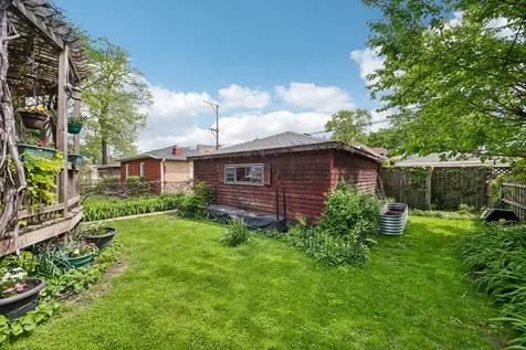 6551 North Maplewood Avenue Chicago IL 60645