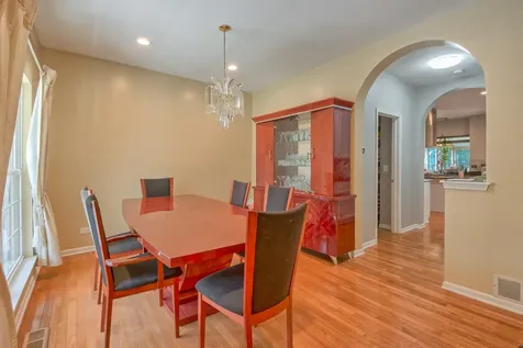 1094 Vista Drive Gurnee IL 60031