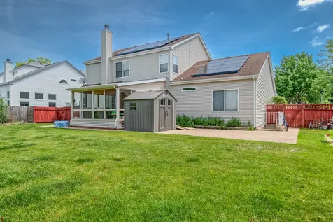 1094 Vista Drive Gurnee IL 60031