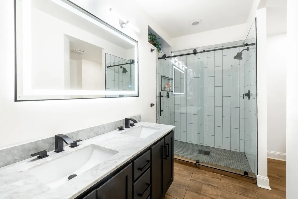 1425 West Fillmore Street Chicago IL 60607