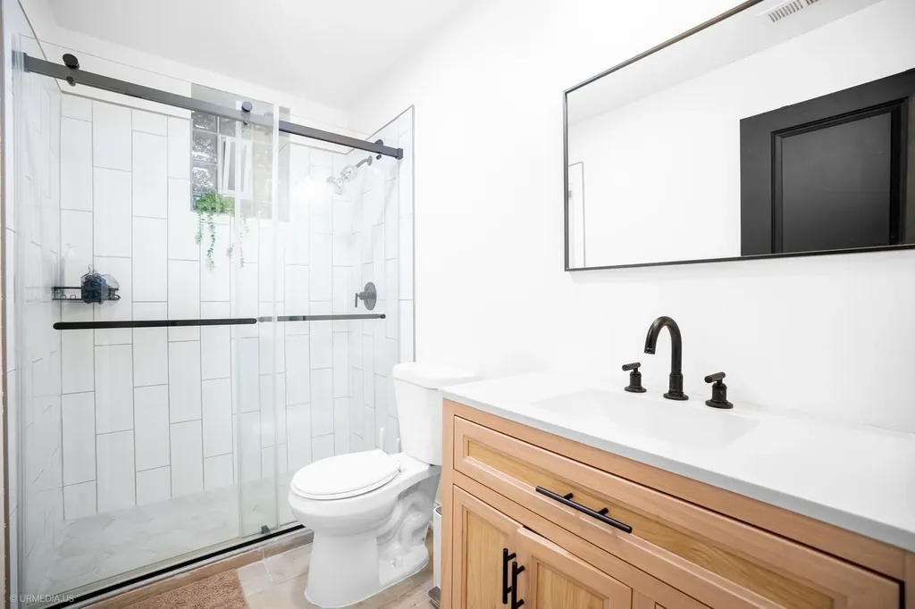 1425 West Fillmore Street Chicago IL 60607