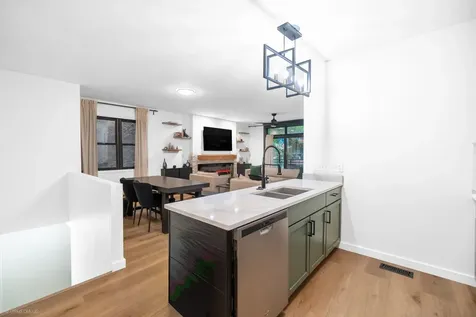 1425 West Fillmore Street Chicago IL 60607