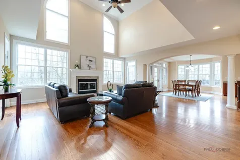 878 Writer Court Vernon Hills IL 60061