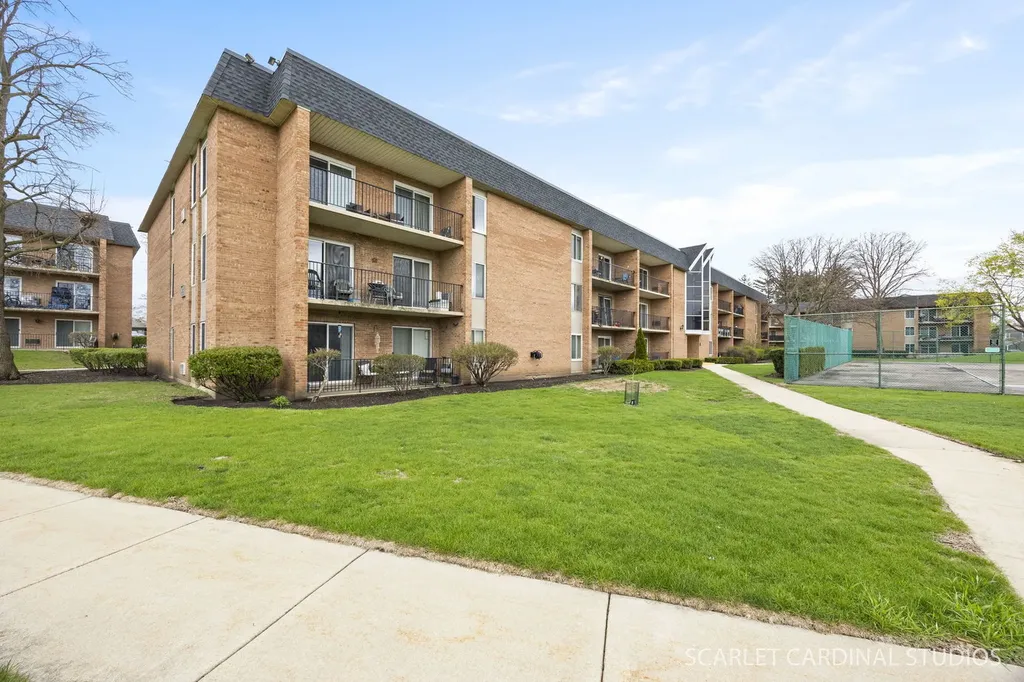 1056 North Mill Street Naperville IL 60563