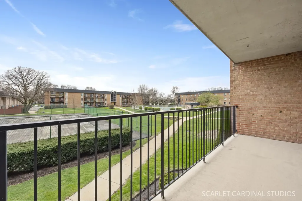 1056 North Mill Street Naperville IL 60563