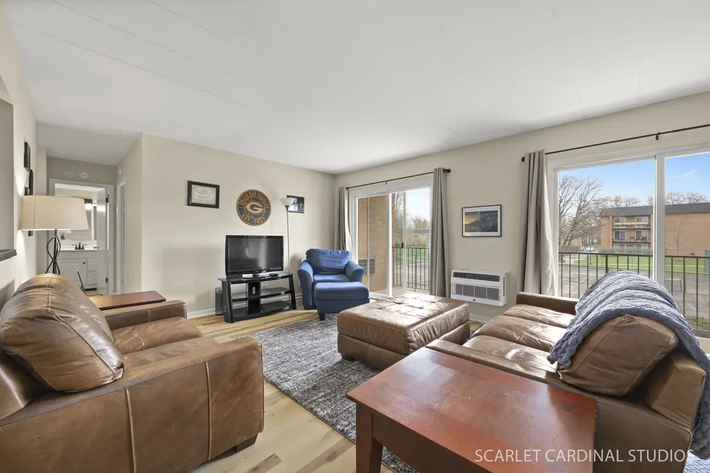 1056 North Mill Street Naperville IL 60563