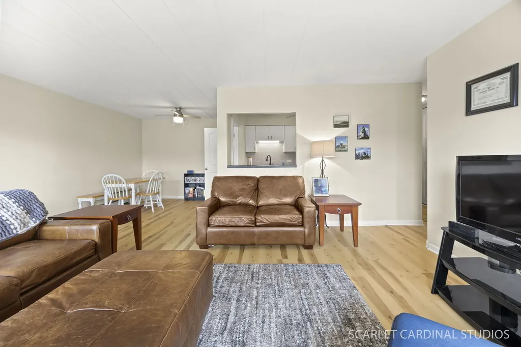 1056 North Mill Street Naperville IL 60563