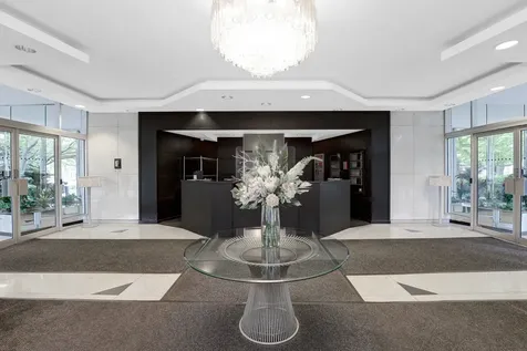 3950 North Lake Shore Drive Chicago IL 60613