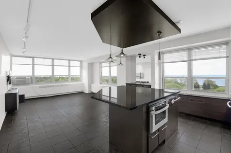 3950 North Lake Shore Drive Chicago IL 60613
