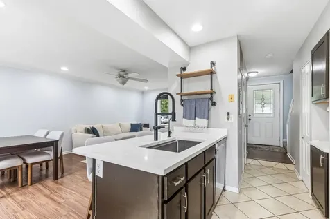 2352 Blue Spruce Lane Aurora IL 60502
