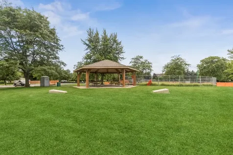 2352 Blue Spruce Lane Aurora IL 60502