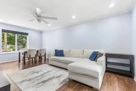 2352 Blue Spruce Lane Aurora IL 60502