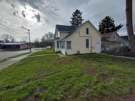 523 South Mcalister Avenue Waukegan IL 60085