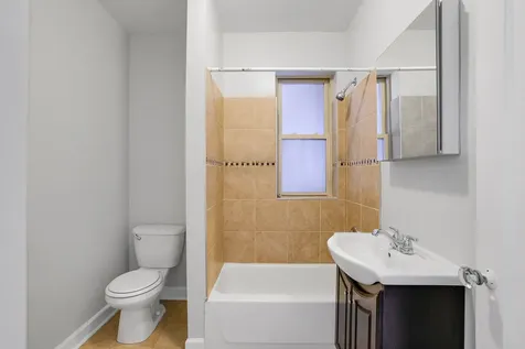 4514 North Wolcott Avenue Chicago IL 60640