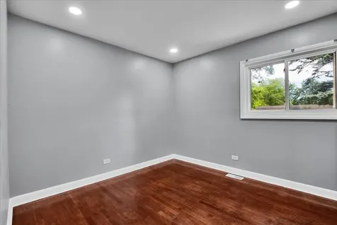 501 Lafayette Lane Hoffman Estates IL 60169