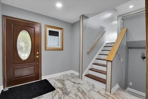 501 Lafayette Lane Hoffman Estates IL 60169