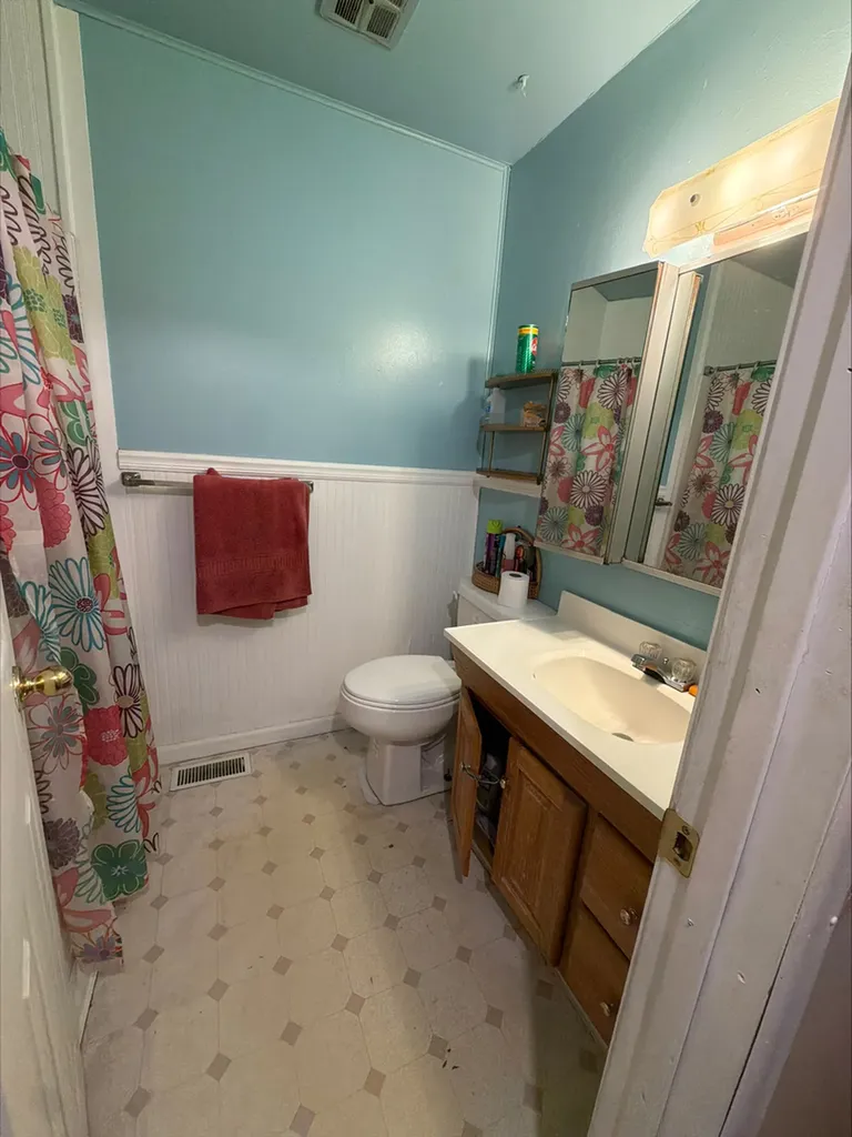 8620 South Baltimore Avenue Chicago IL 60617