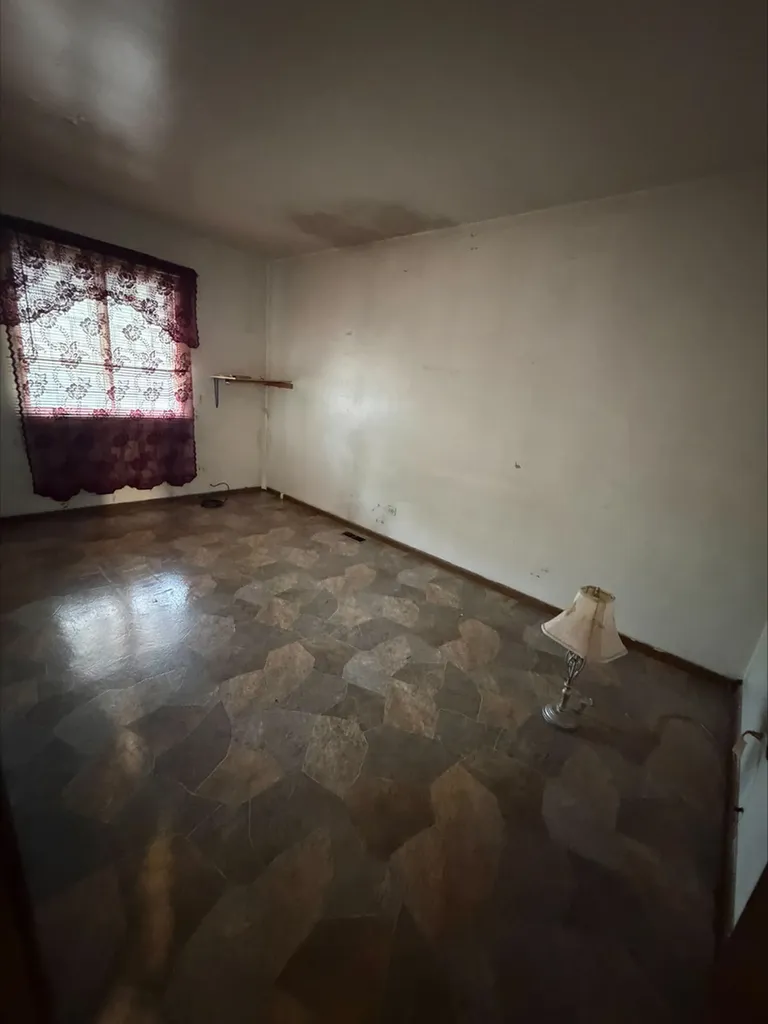 8620 South Baltimore Avenue Chicago IL 60617