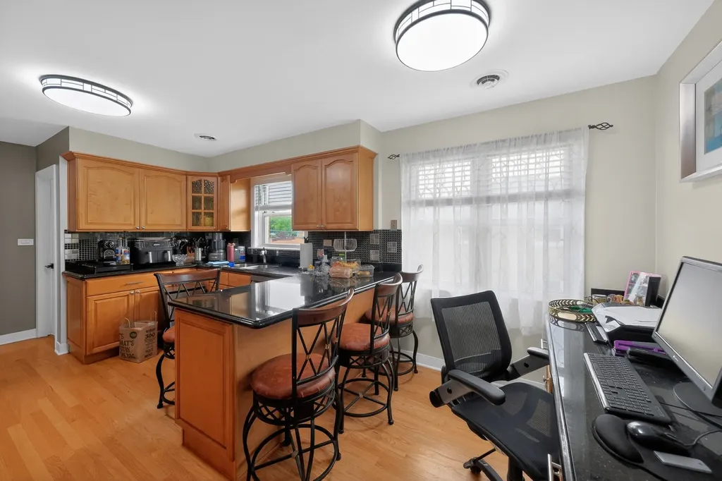 7941 Karlov Avenue Skokie IL 60076