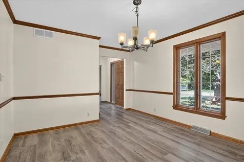 1585 Marshfield Drive Rockford IL 61107