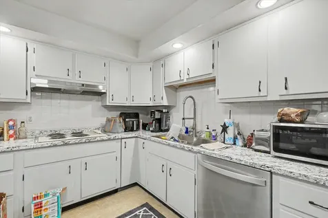 406 South Fourth Street St. Joseph IL 61873