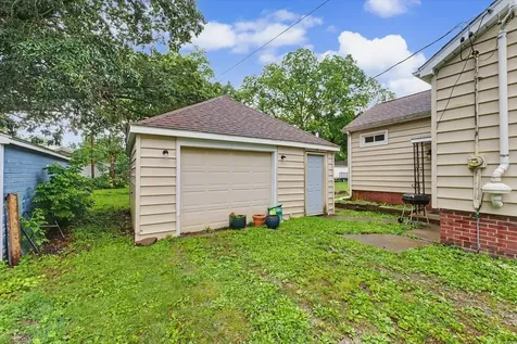 406 South Fourth Street St. Joseph IL 61873