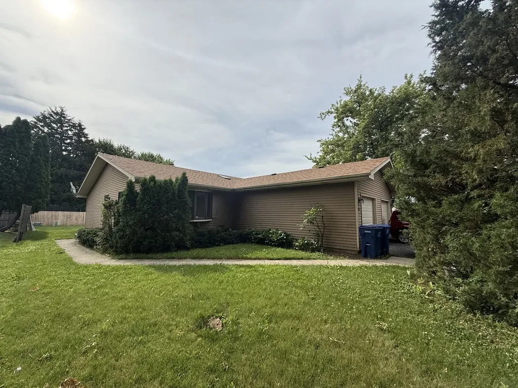 803 Pine Grove Avenue Gurnee IL 60031