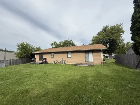 803 Pine Grove Avenue Gurnee IL 60031
