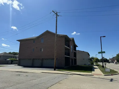 5901 West 87th Street Oak Lawn IL 60453