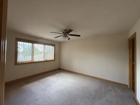 5901 West 87th Street Oak Lawn IL 60453