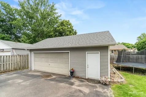 902 North Main Street Sandwich IL 60548