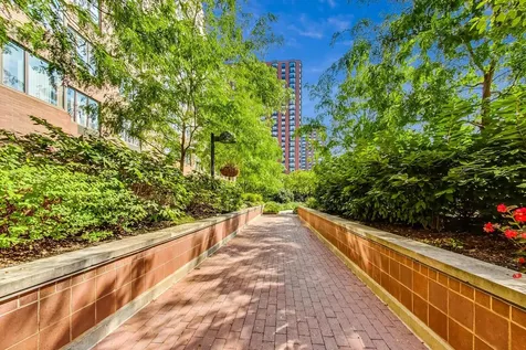 801 South Plymouth Court Chicago IL 60605